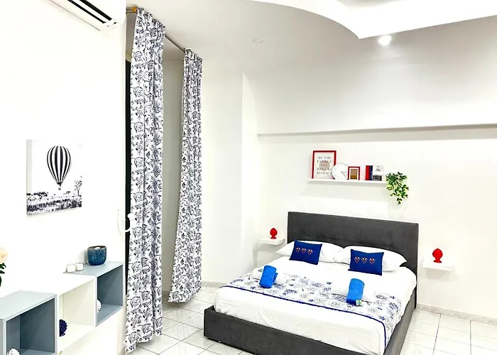 Napoli Dream Inn